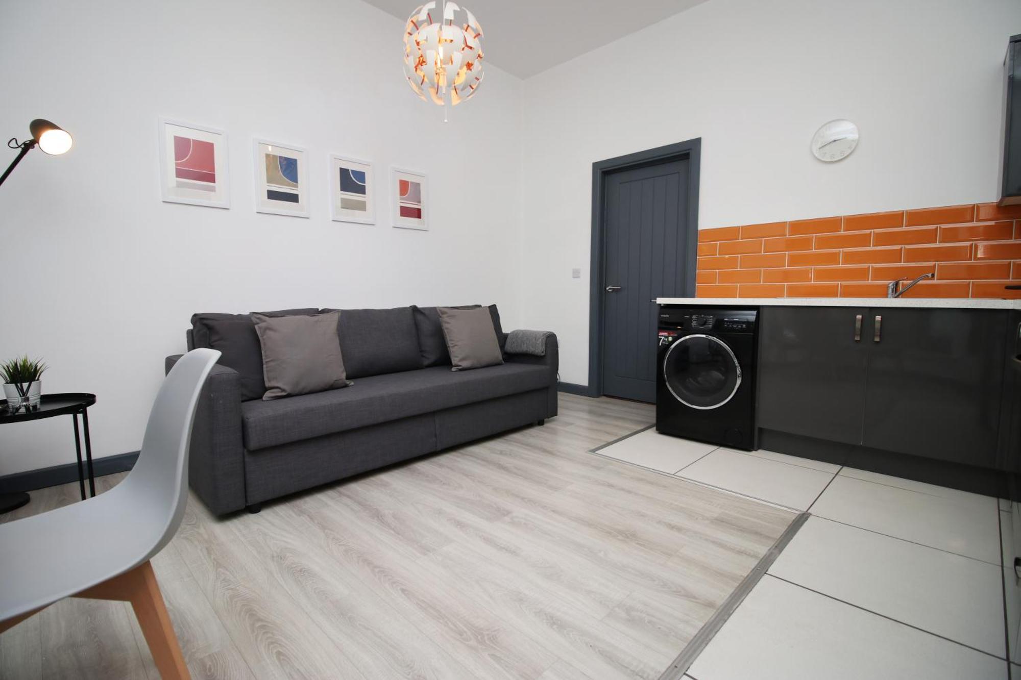 Fully Equipped Kitchen, Parking, City Centre สวอนซี ภายนอก รูปภาพ
